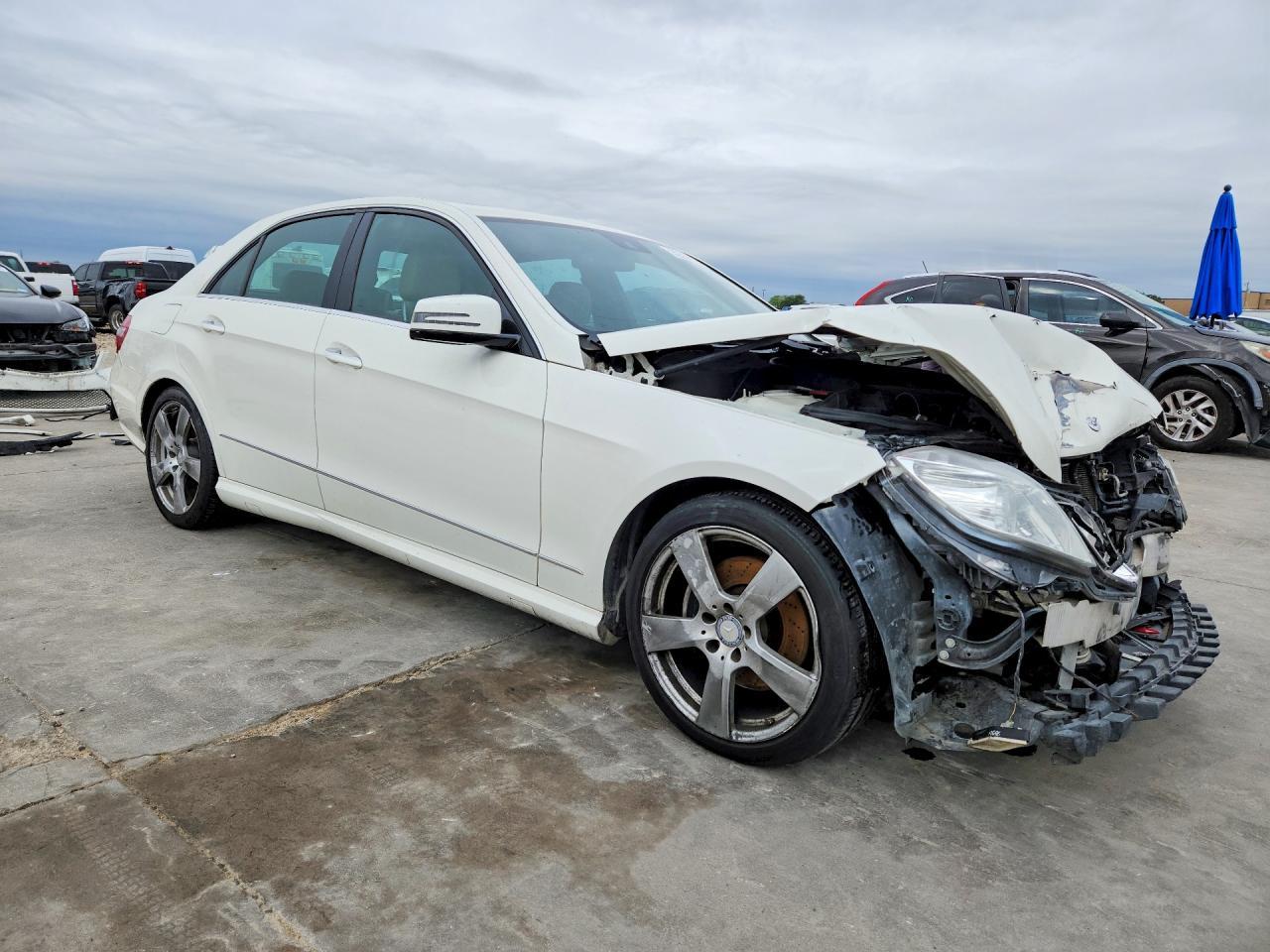 2011 Mercedes-Benz E 350 - Фото 4