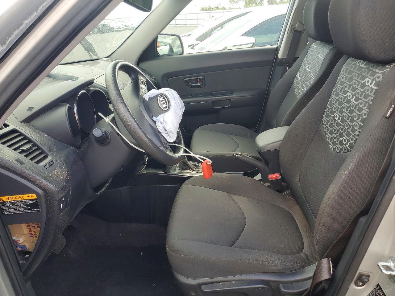 2011 Kia Soul + - Image 7