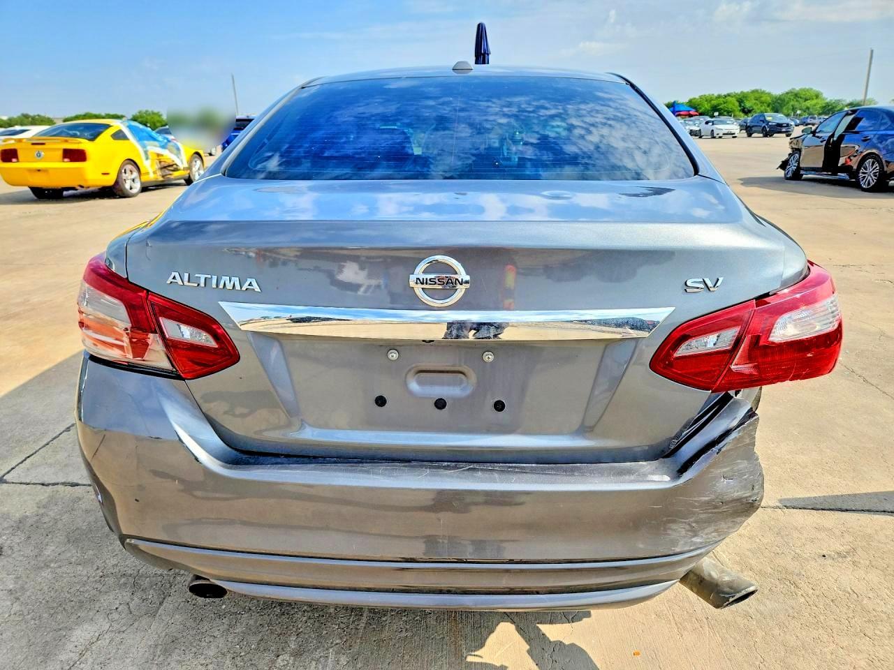 2018 Nissan Altima 2.5 Sv - Image 6