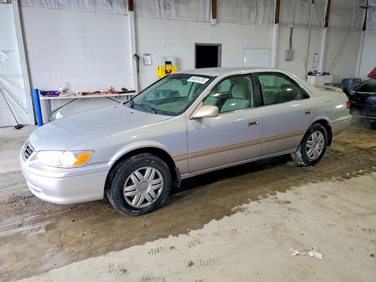 2000 Toyota Camry Le V6