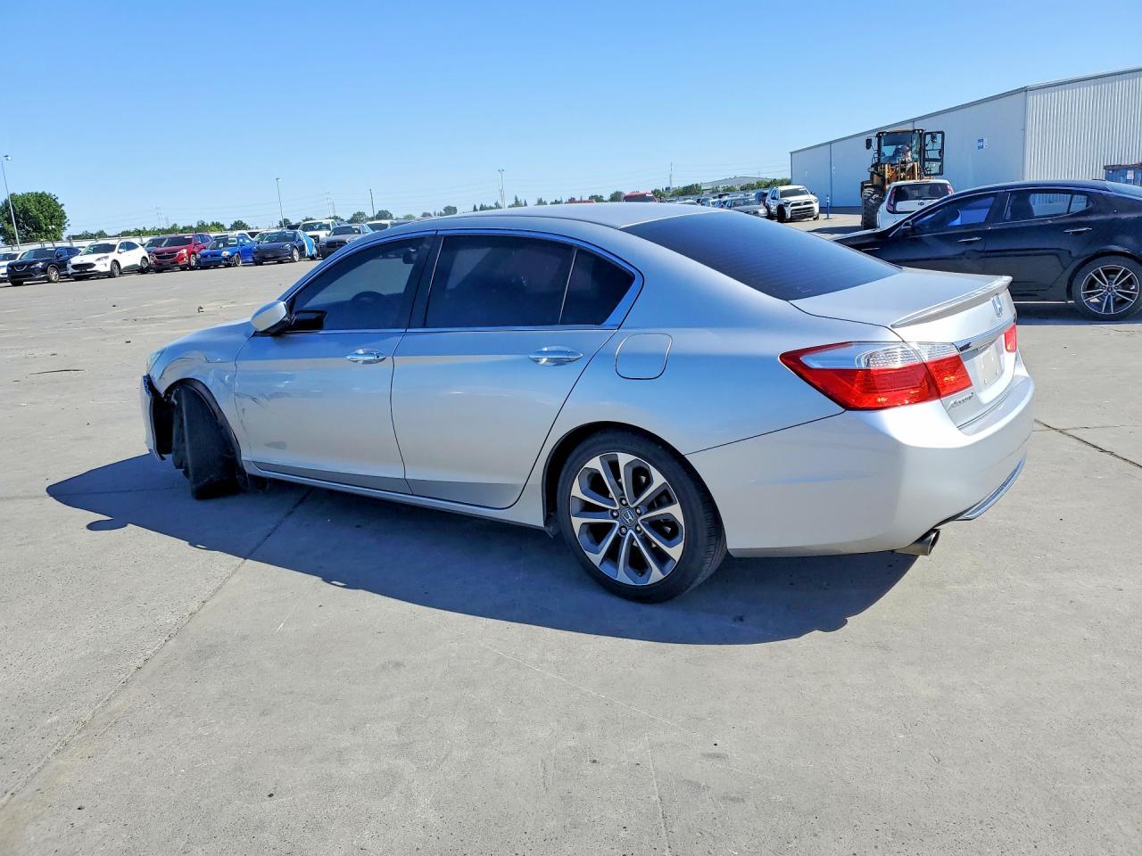 2015 Honda Accord Sport - Image 2
