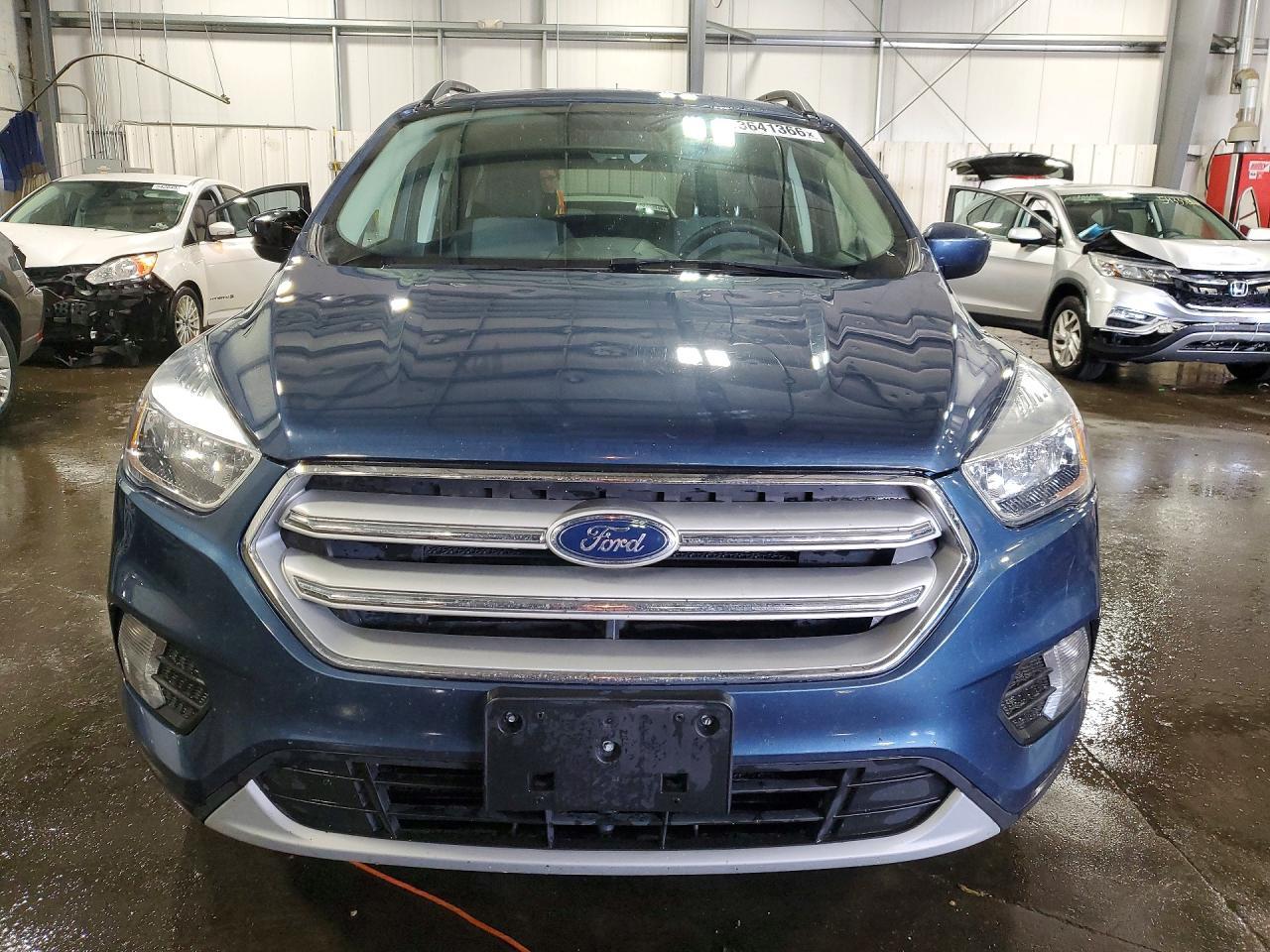 2018 Ford Escape Se - Фото 5