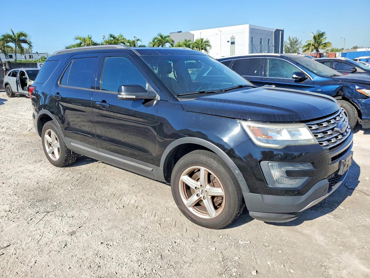 2016 Ford Explorer Xlt - Фото 4