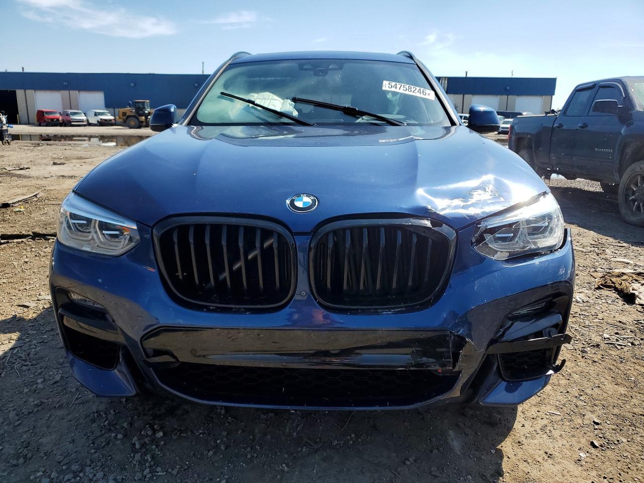 2021 BMW X3 xDrivem40I - Image 5