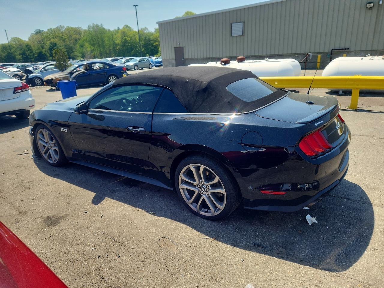 2022 Ford Mustang Gt - Фото 2