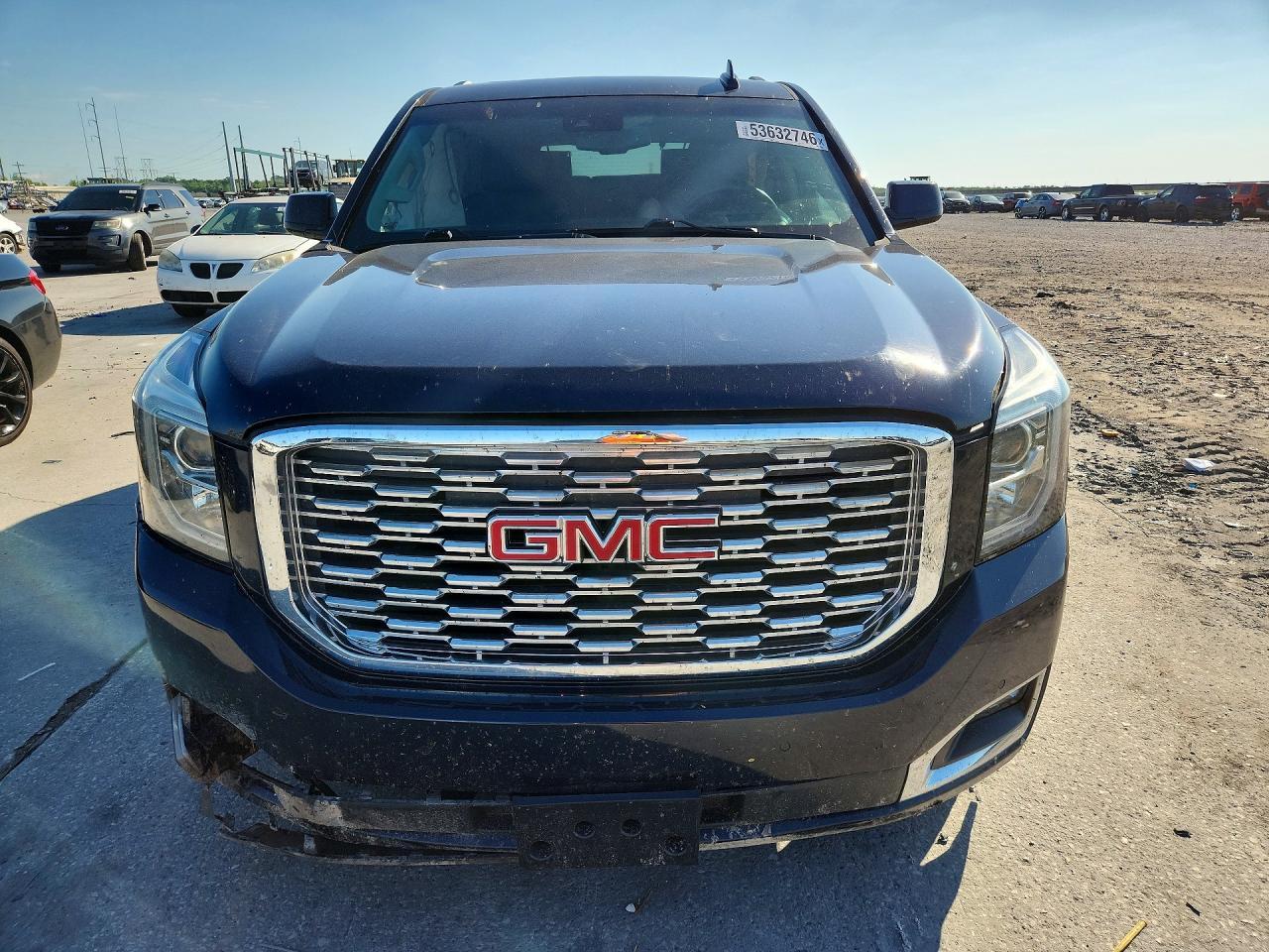2019 GMC Yukon Denali - Image 5