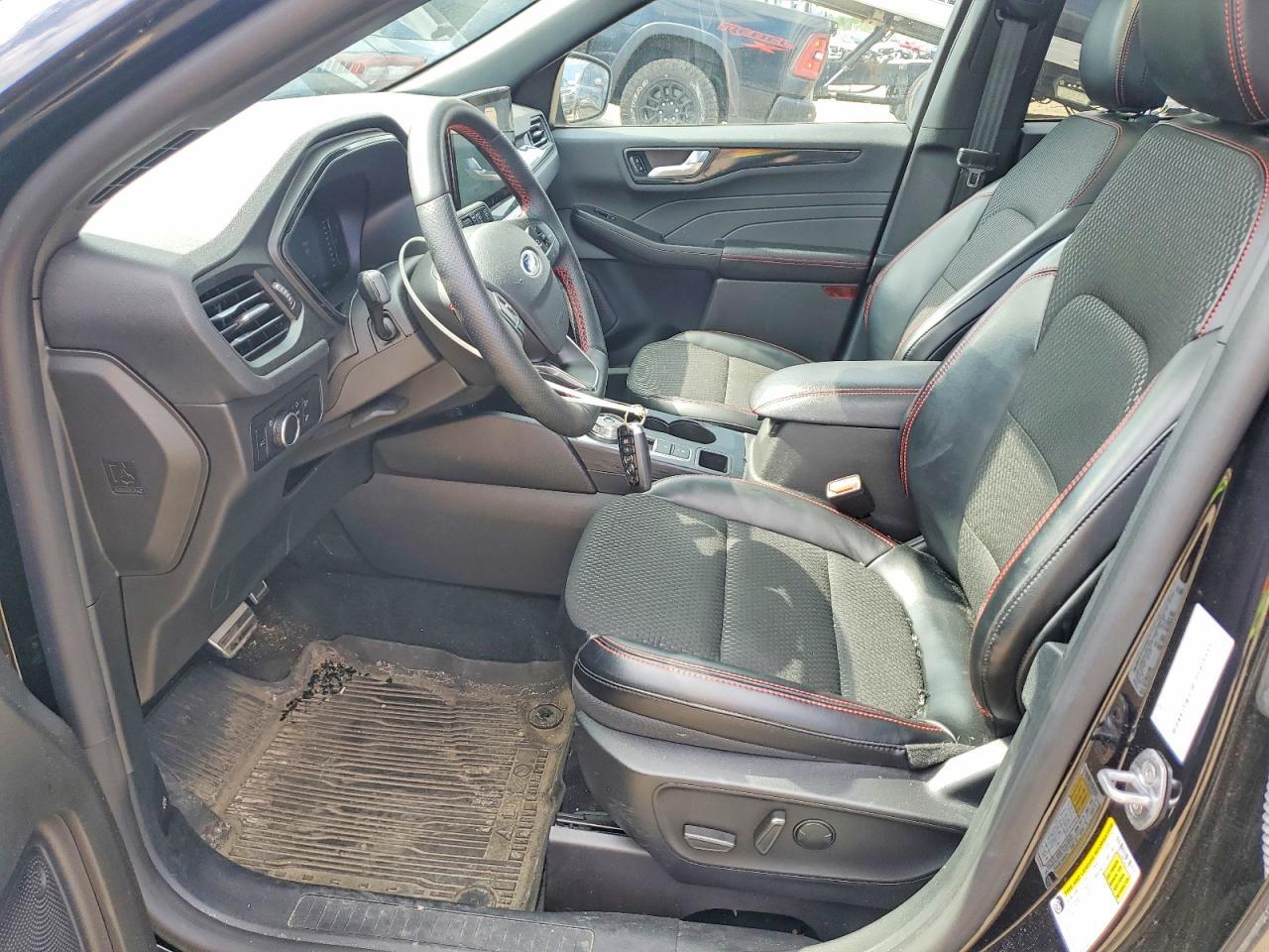 2024 Ford Escape St Line - Image 7