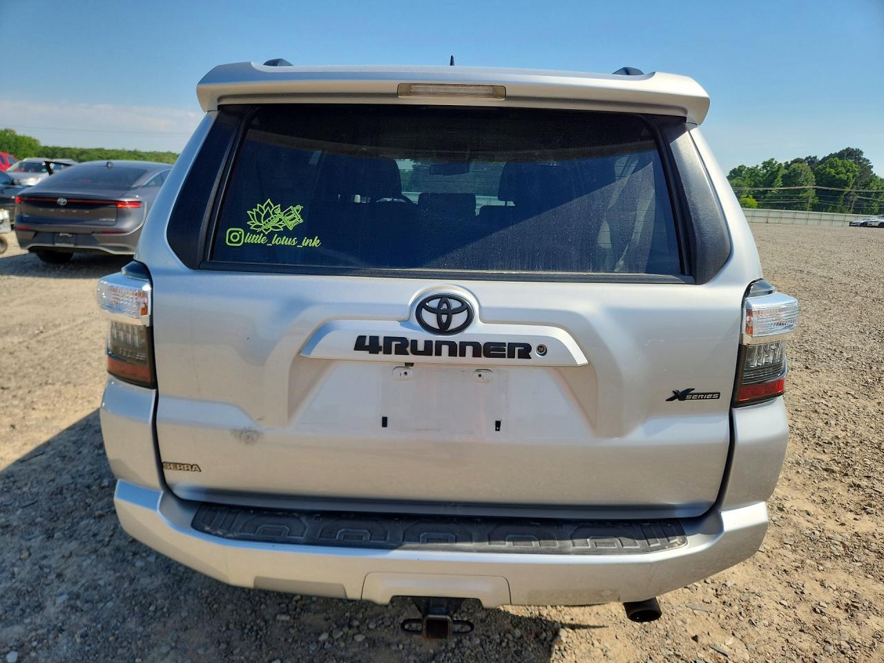 2020 Toyota 4 Runner - Фото 6