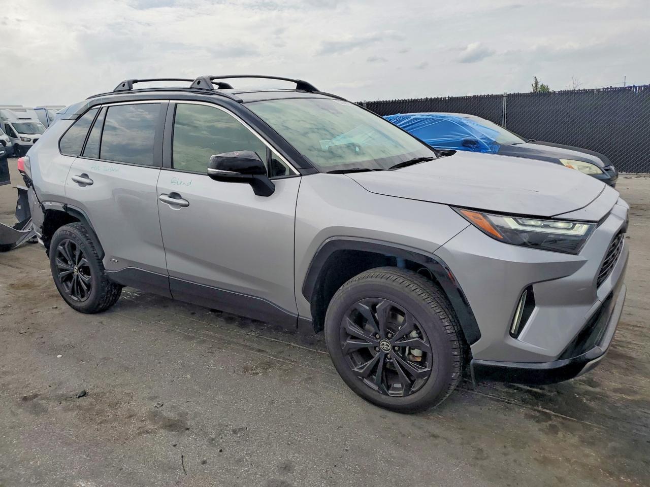 2025 Toyota Rav4 Xse - Фото 4