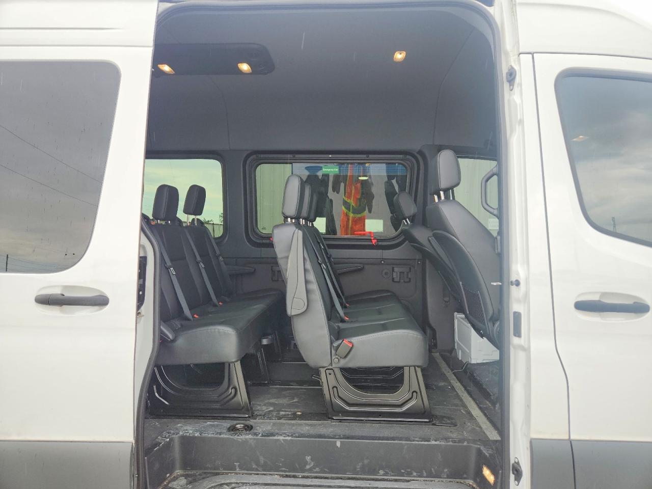 2025 Mercedes-Benz Sprinter 2500 - Image 6