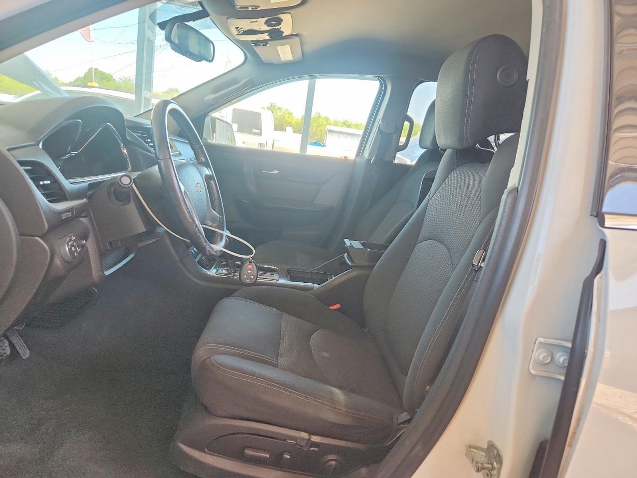 2017 Chevrolet Traverse Lt - Image 7