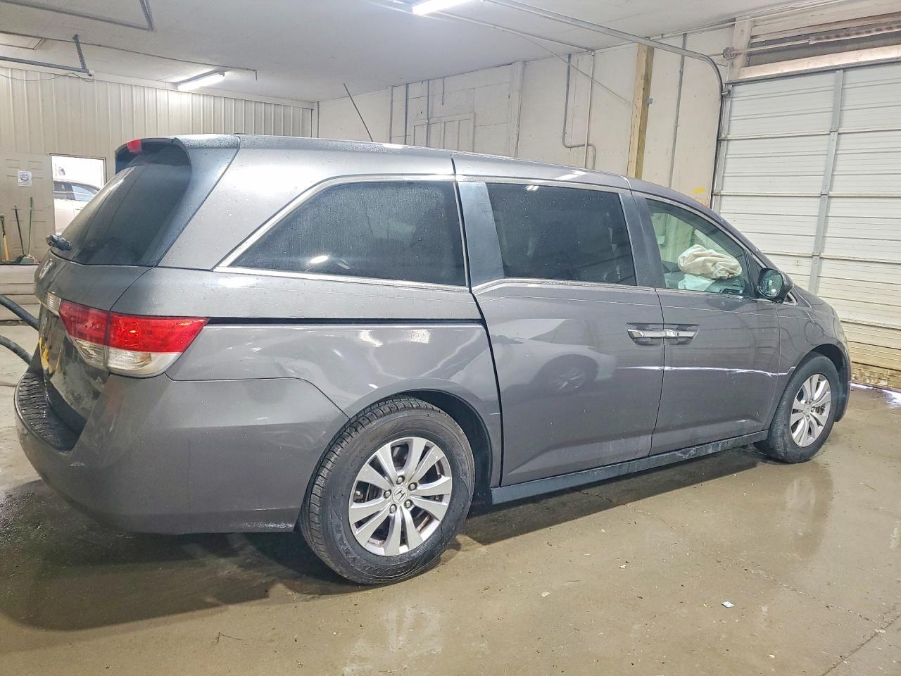 2016 Honda Odyssey Exl - Фото 3