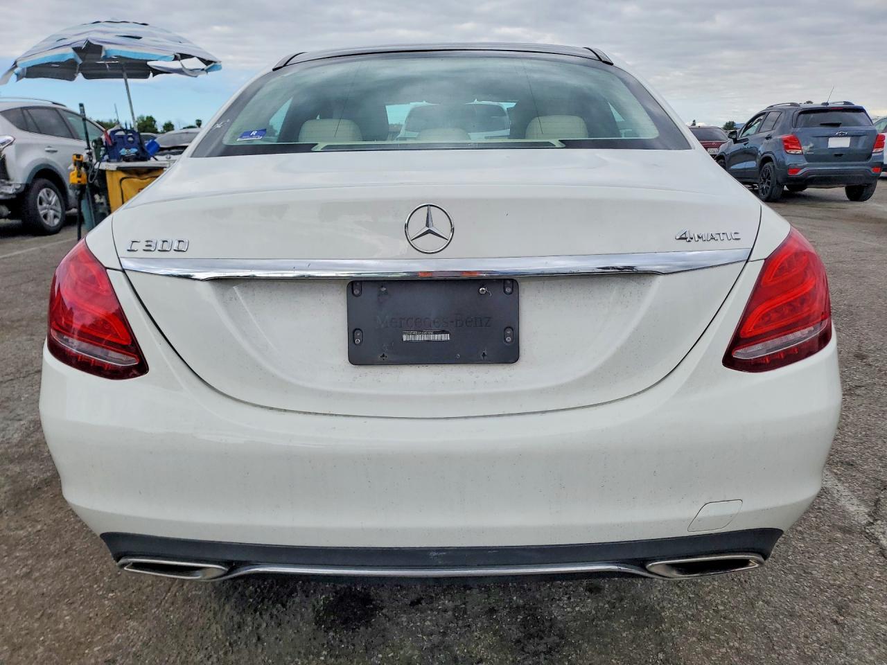 2015 Mercedes-Benz C 300 4Matic - Image 6