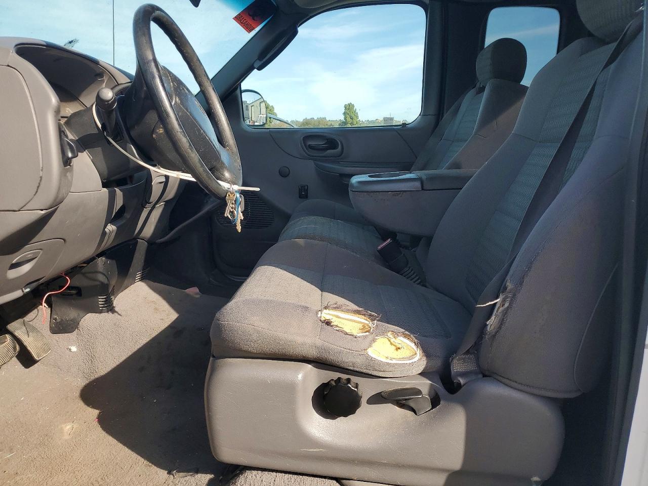 2002 Ford F150 - Фото 7