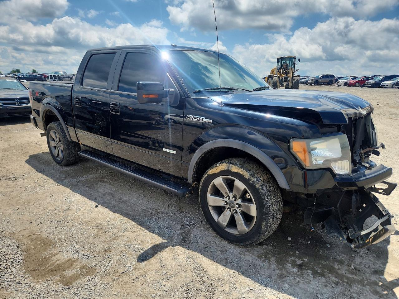 2011 Ford F150 Supercrew - Image 4