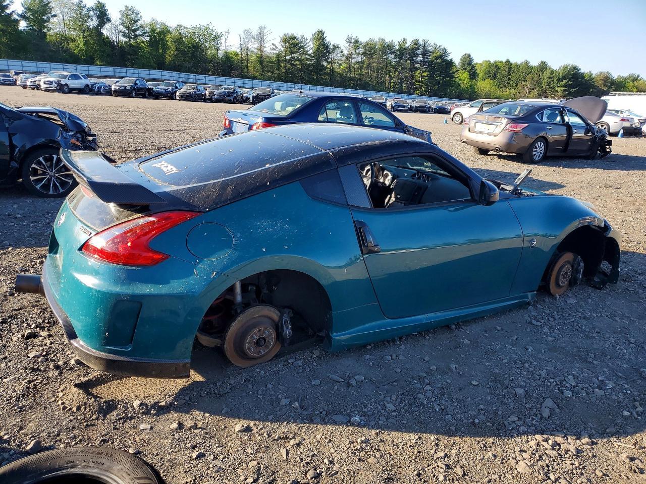 2009 Nissan 370Z Base - Image 3