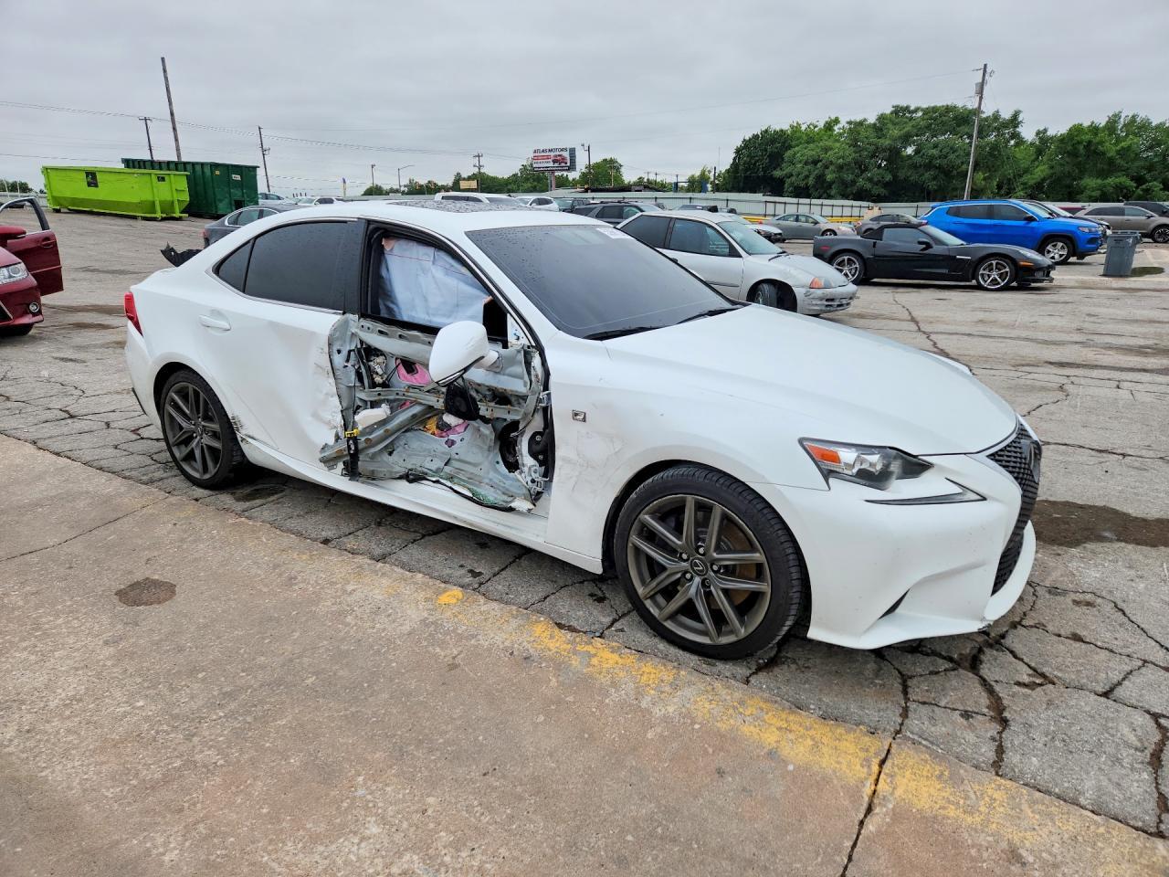 2016 Lexus Is 350 - Image 4