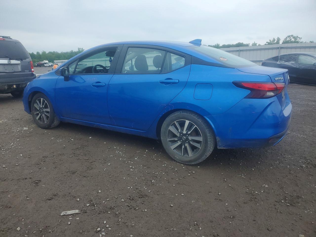 2021 Nissan Versa Sv - Image 2