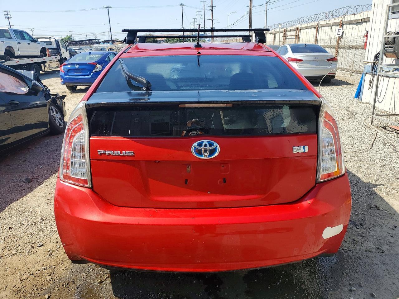 2013 Toyota Prius Three - Фото 6