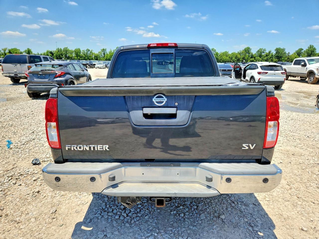 2015 Nissan Frontier S - Фото 6