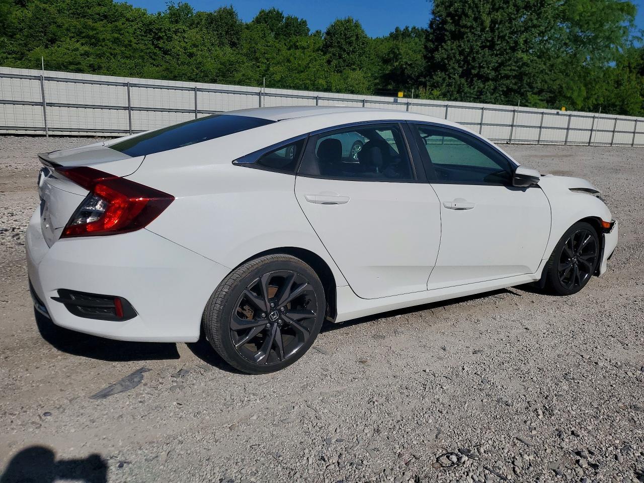 2019 Honda Civic Sport - Фото 3