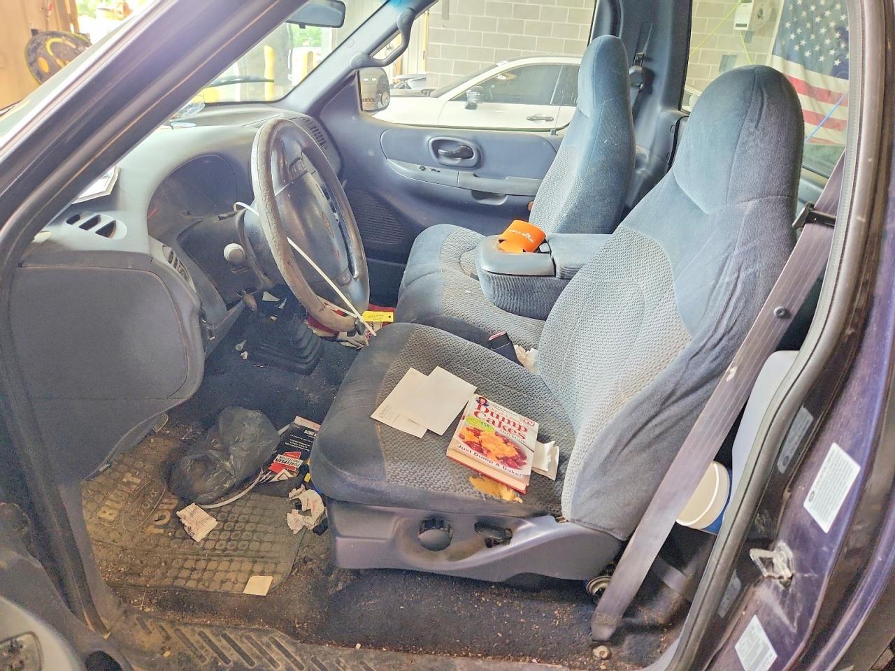 1999 Ford 150 - Фото 7