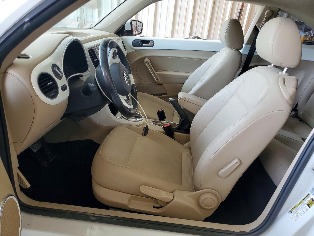 2019 Volkswagen Beetle Se - Фото 7