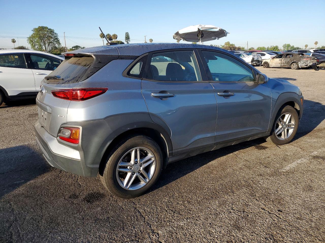 2021 Hyundai Kona Se - Фото 3