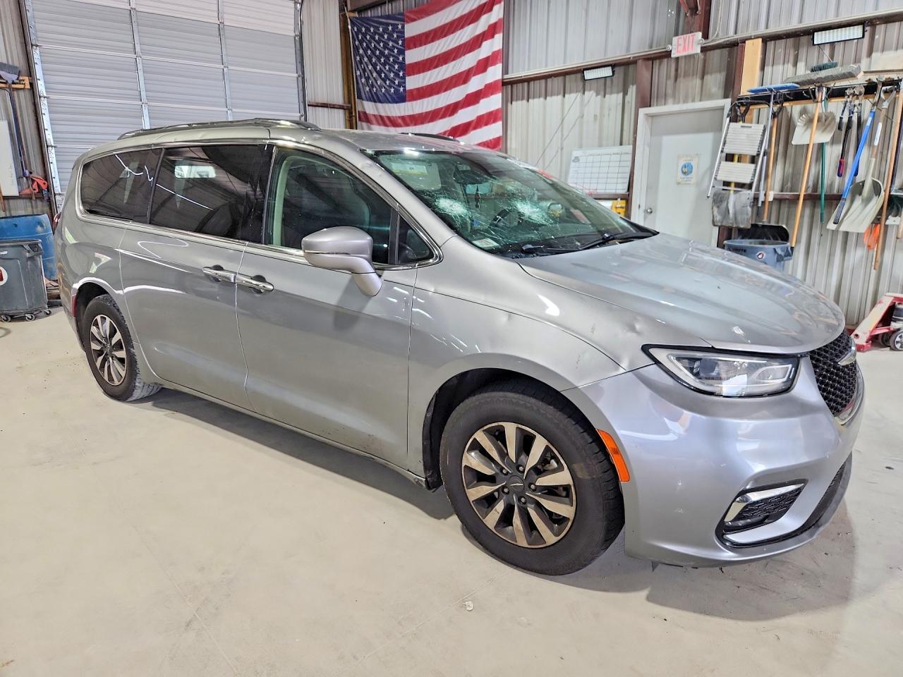 2021 Chrysler Pacifica Touring L - Фото 4