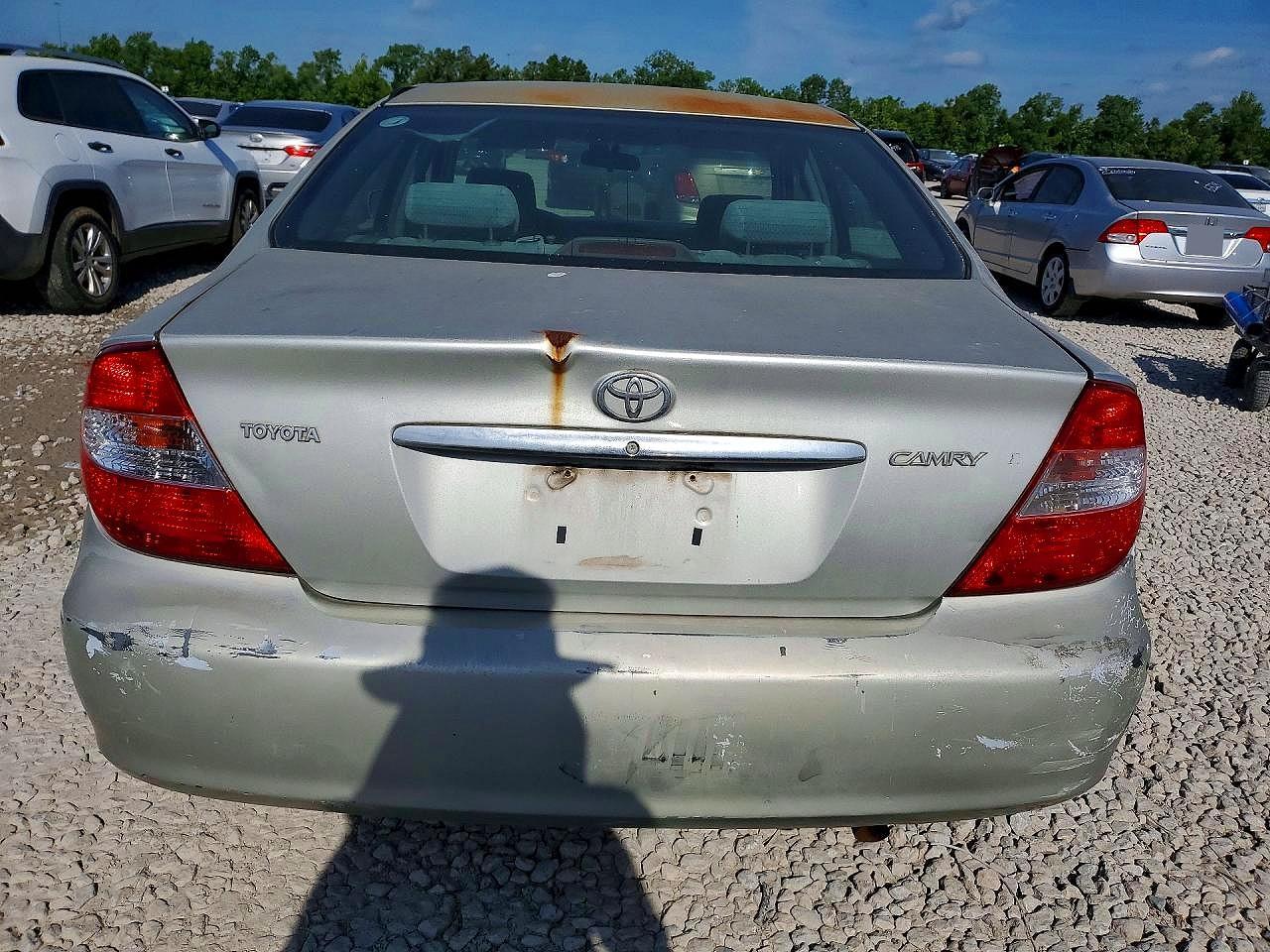 2002 Toyota Camry Le - Фото 6
