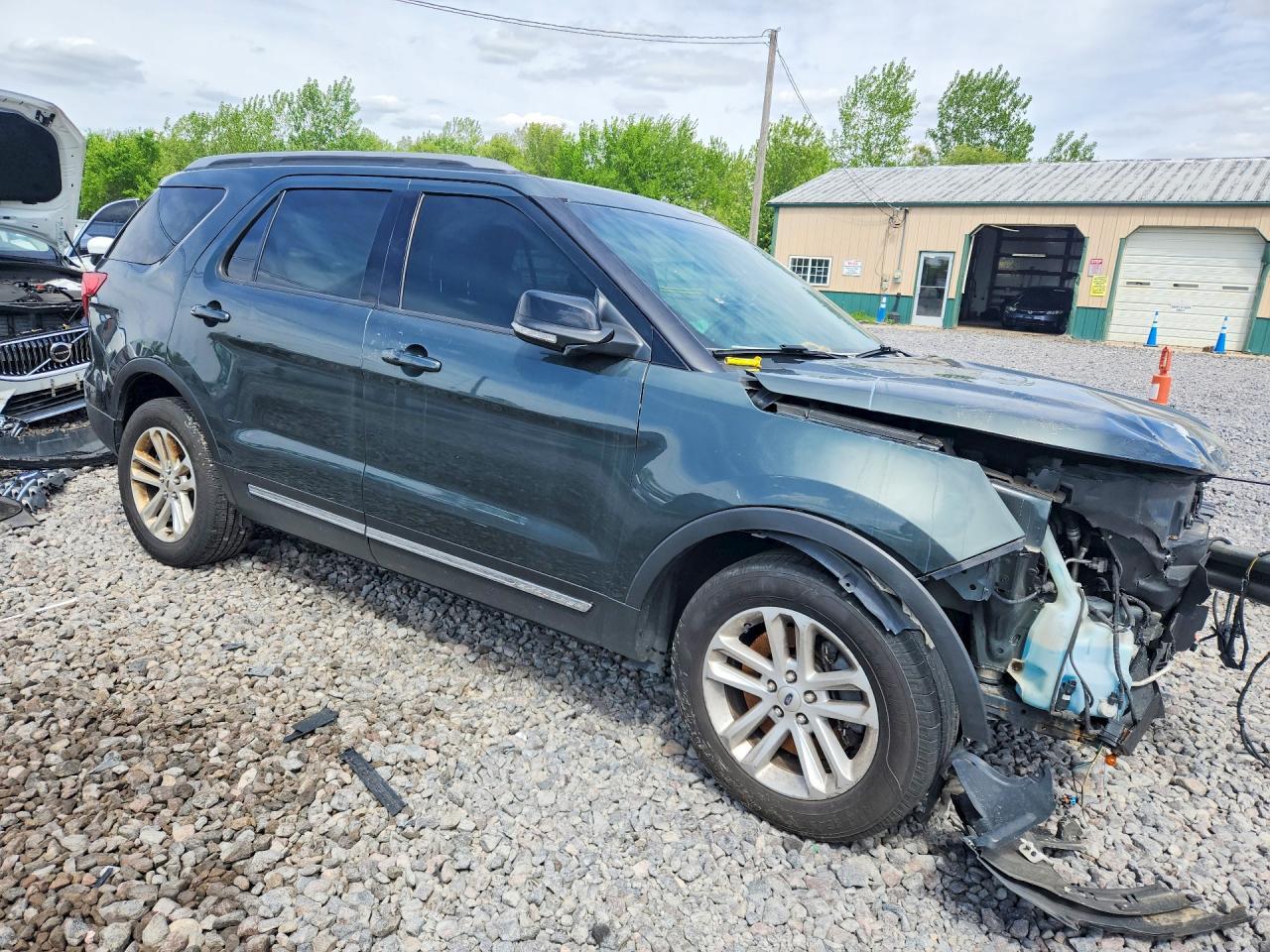 2016 Ford Explorer Xlt - Фото 4