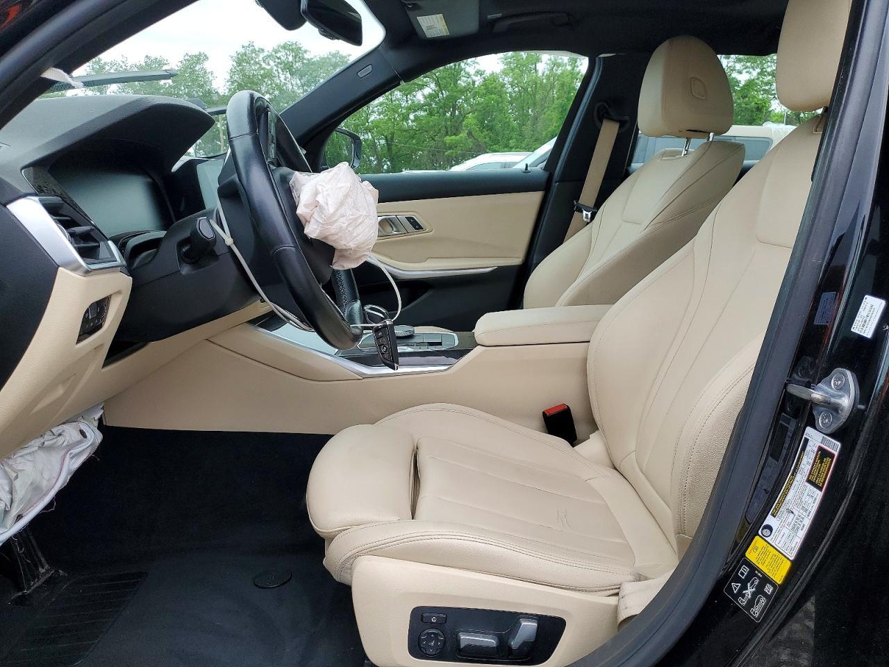 2020 BMW 330Xi - Image 7