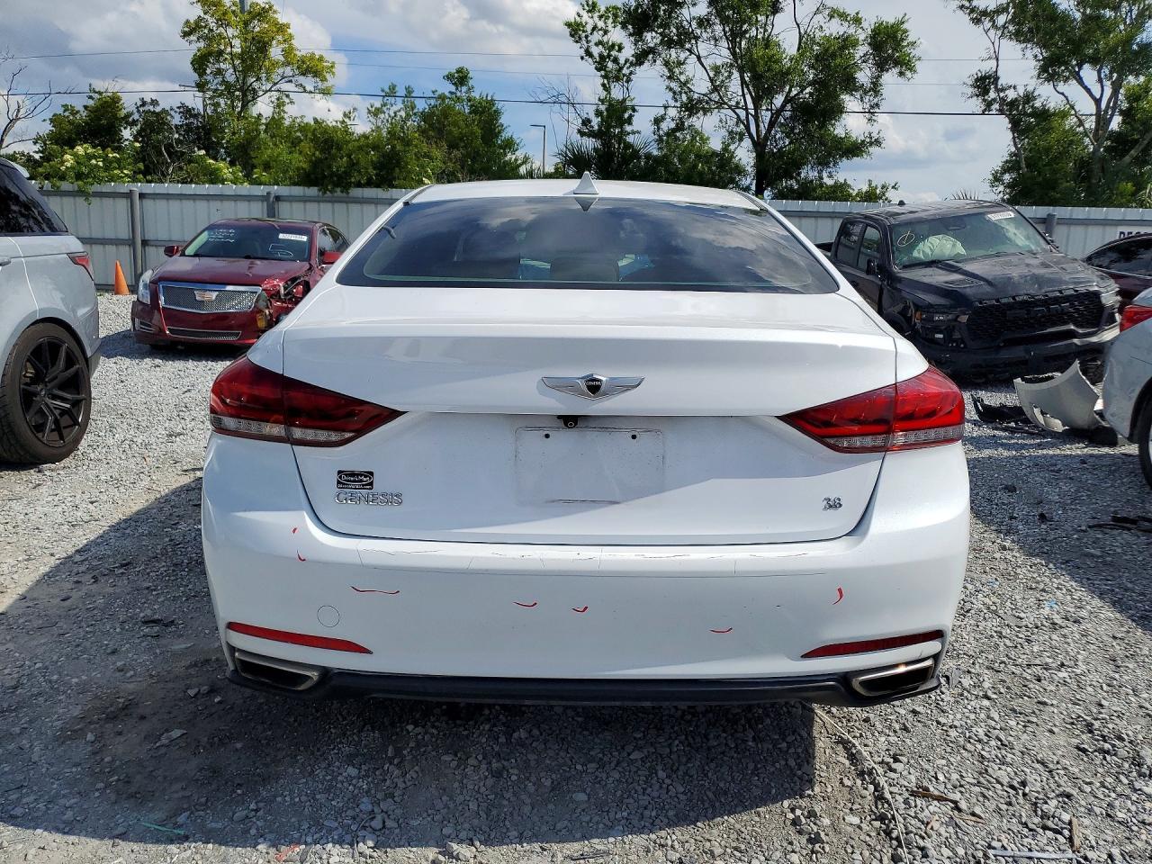 2016 Hyundai Genesis 3.8L - Image 6