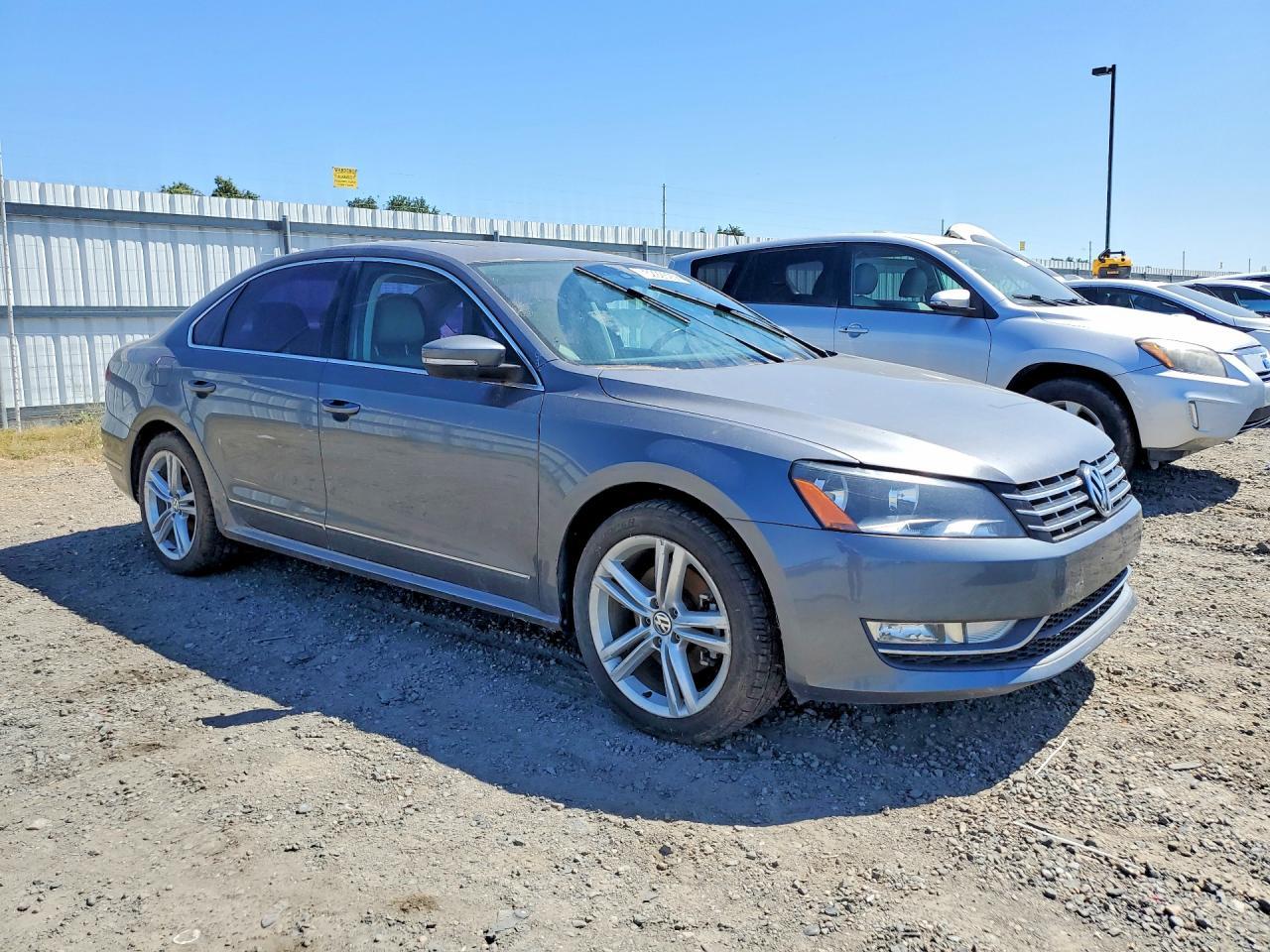 2014 Volkswagen Passat Sel - Фото 4