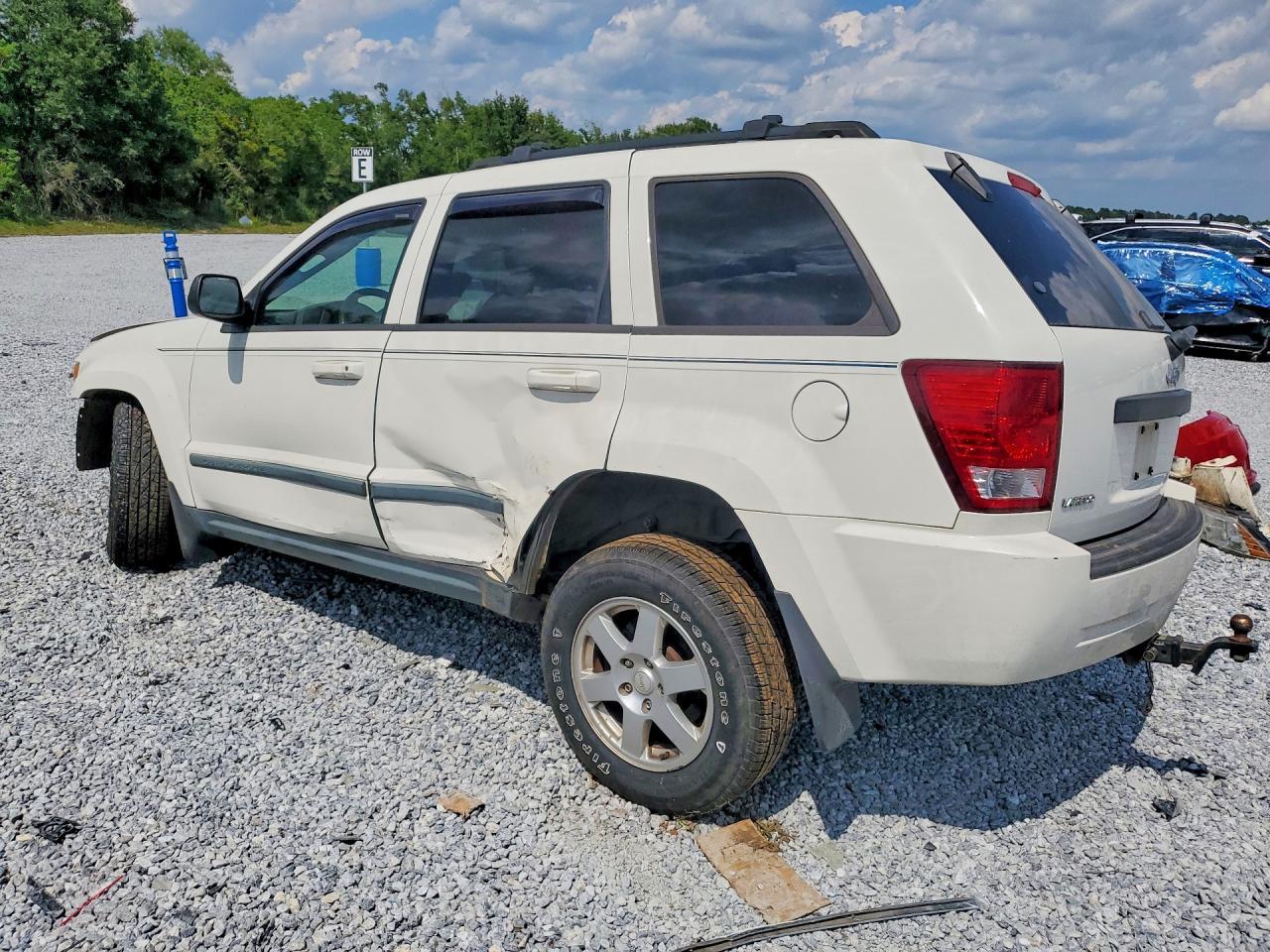 2009 Jeep Gr Cher - Image 2