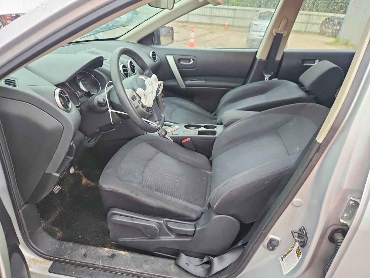 2015 Nissan Rogue Select S - Image 7