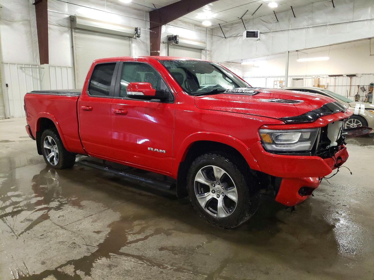 2019 Ram 1500 Laramie - Фото 4