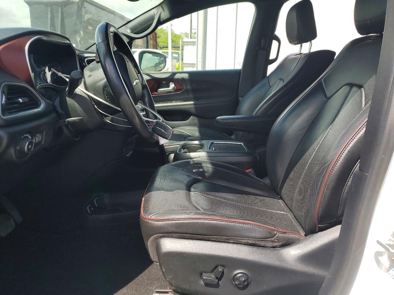 2020 Chrysler Pacifica Hybrid Limited - Фото 7