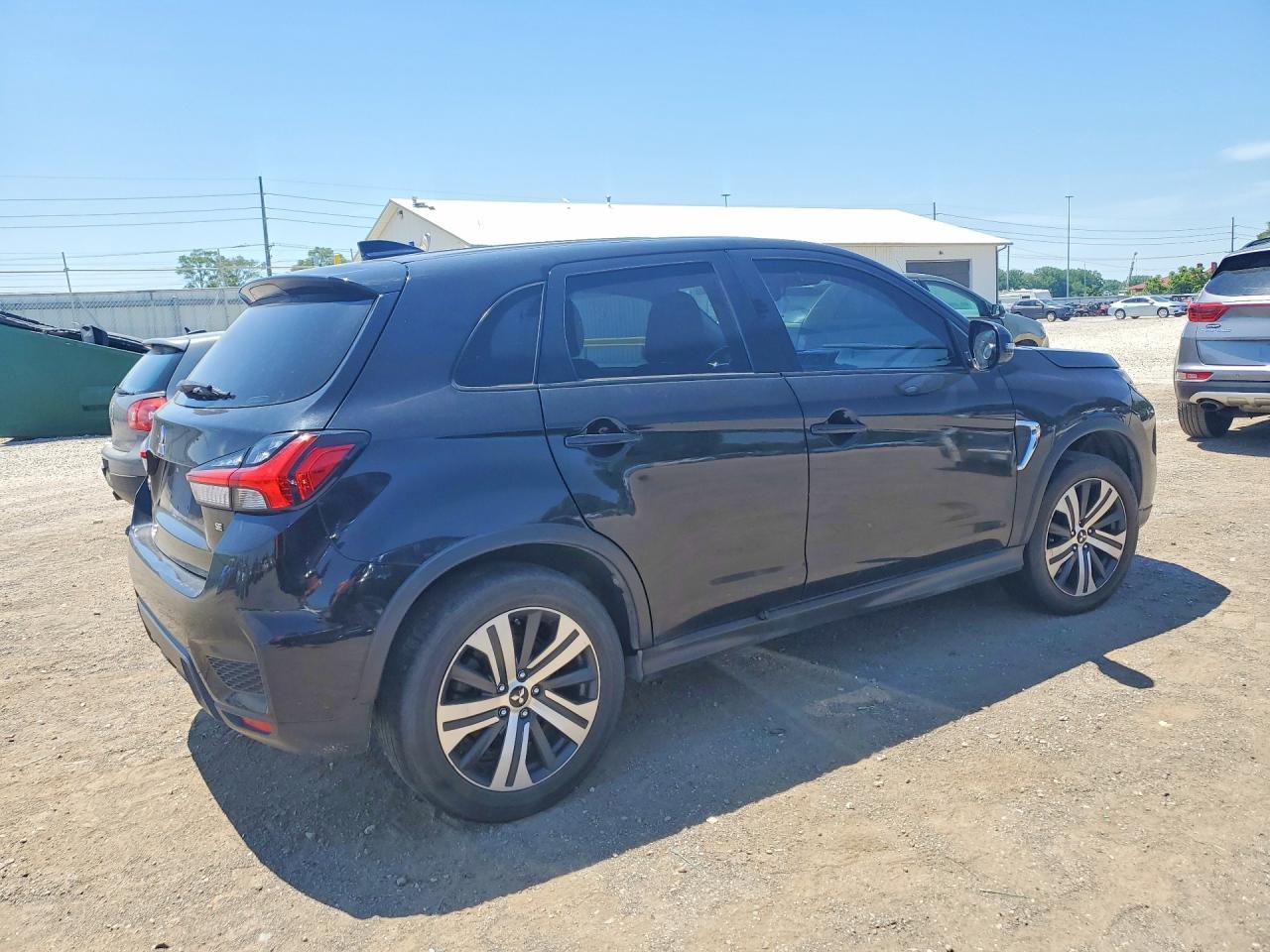 2021 Mitsubishi Outlander Sport Es - Image 3