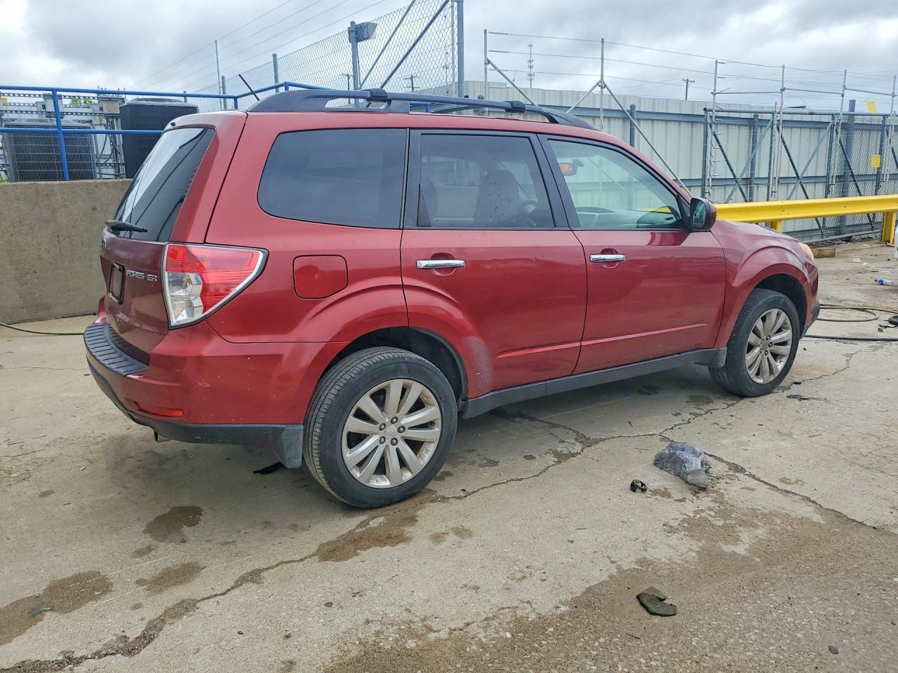 2012 Subaru Forester 2.5X Premium - Image 3