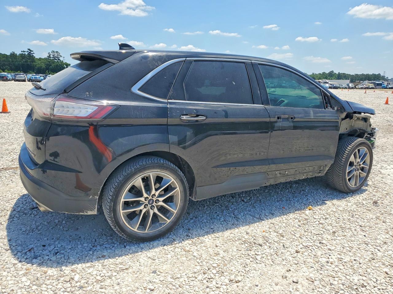 2016 Ford Edge Titanium - Фото 3