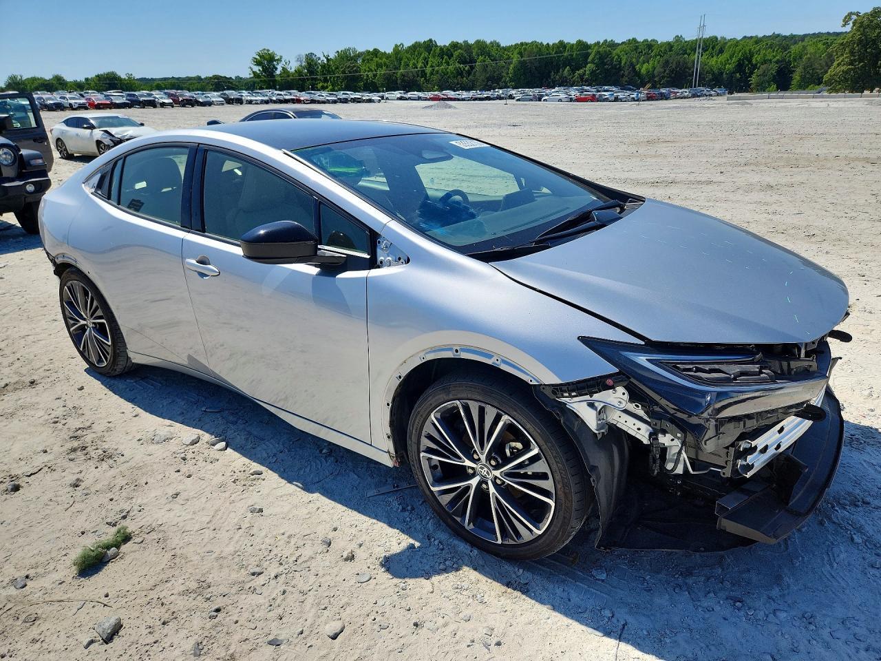 2023 Toyota Prius Xle - Image 4