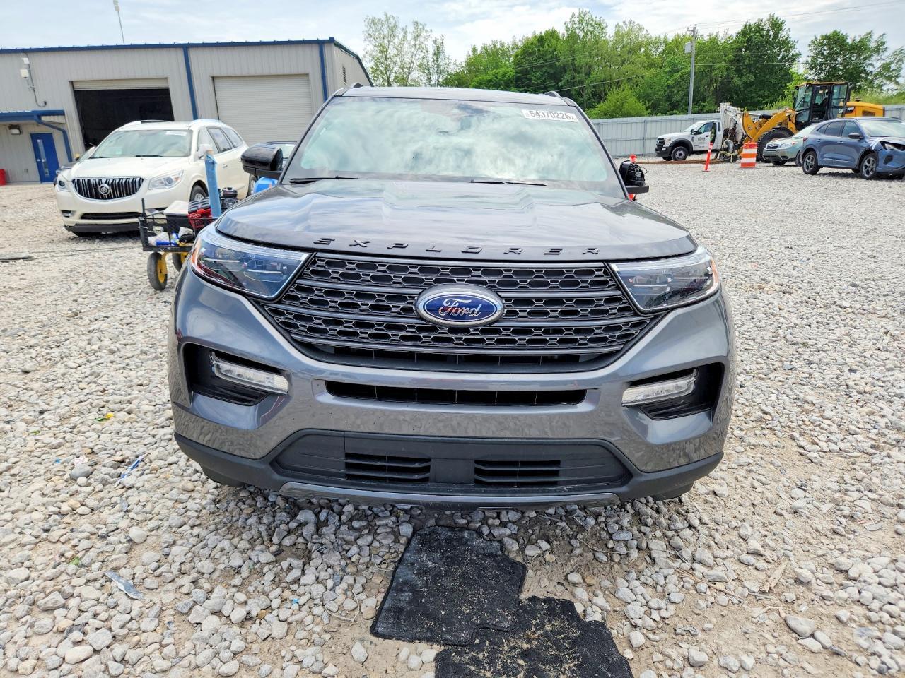 2023 Ford Explorer Xlt - Фото 5