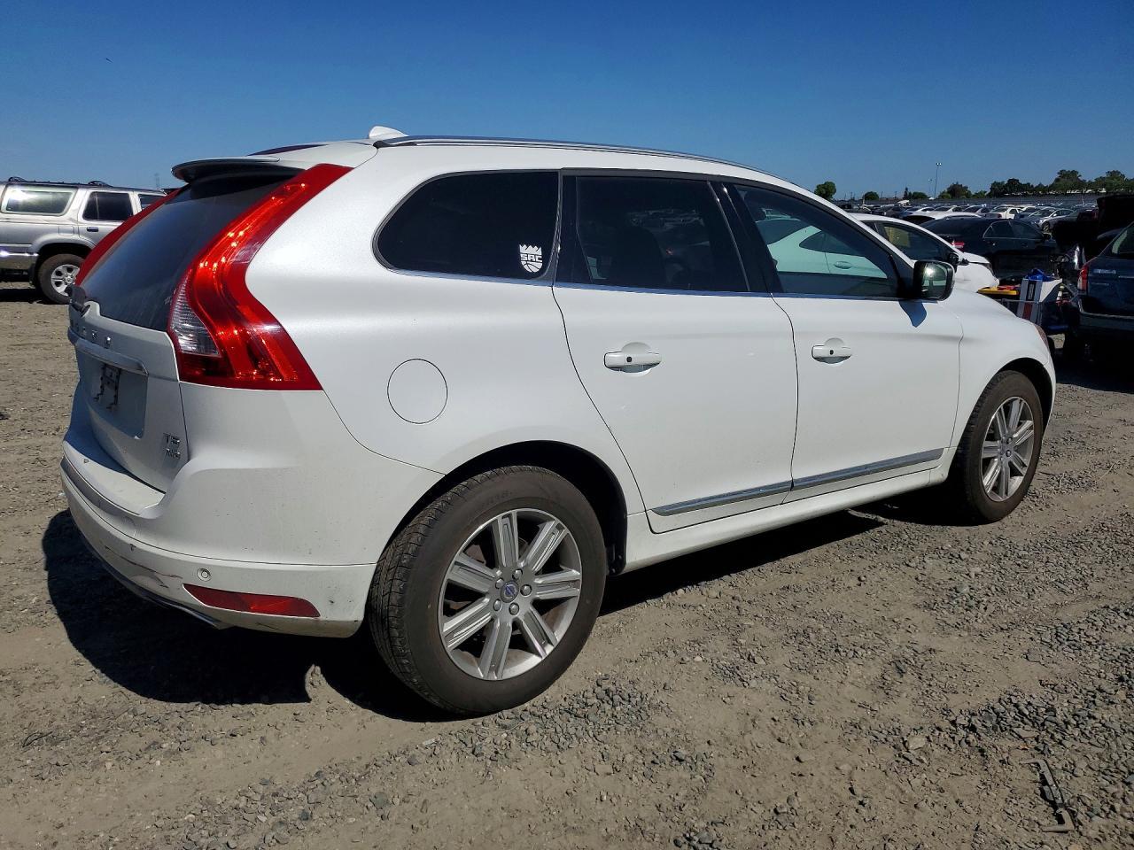 2017 Volvo Xc60 T5 Inscription - Фото 3