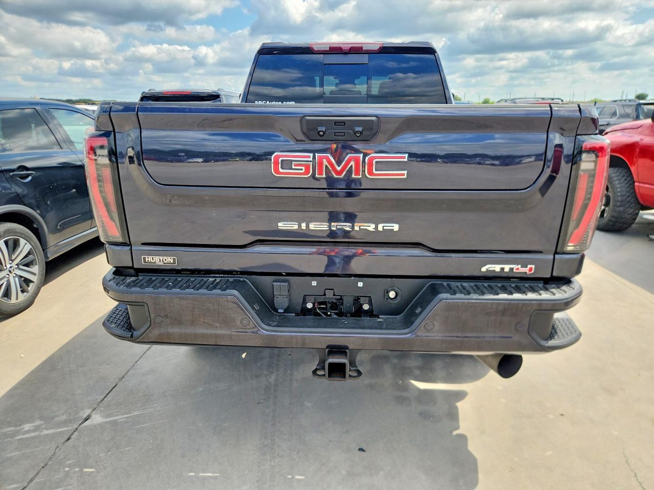 2024 GMC Sierra K2500 At4 - Фото 6