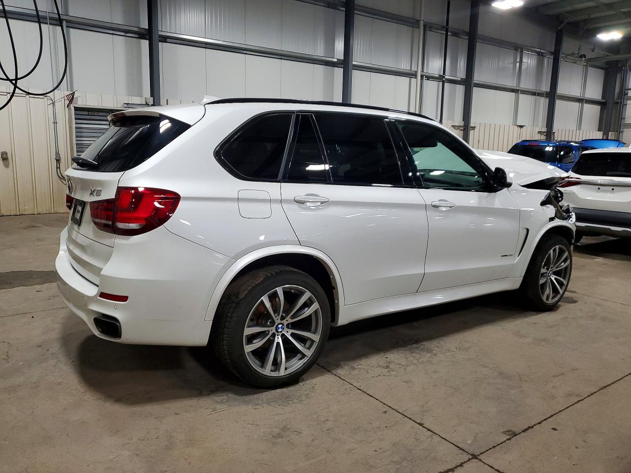 2017 BMW X5 xDrive35I - Фото 3