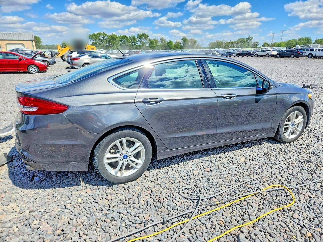 2018 Ford Fusion Se - Фото 3