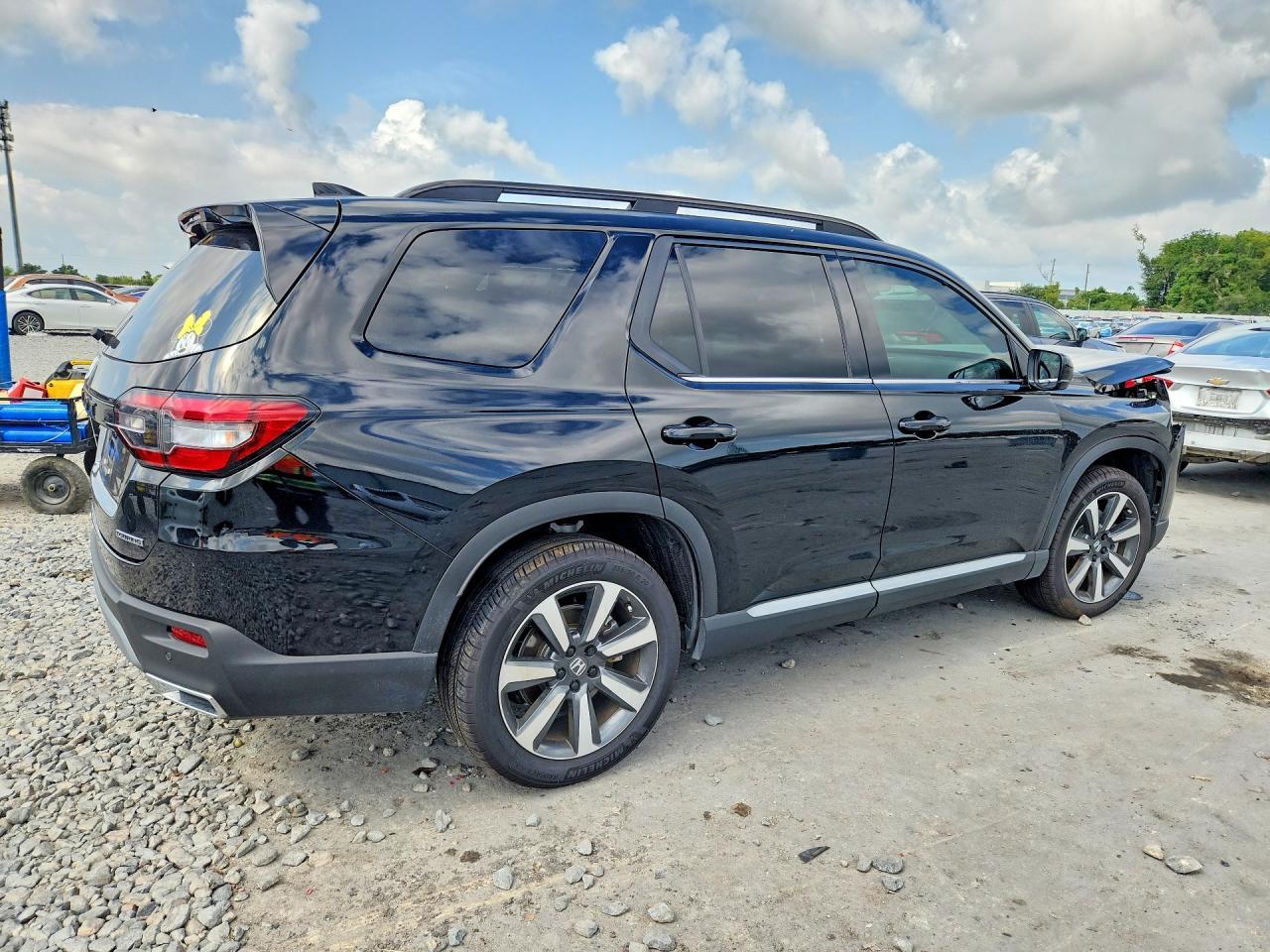2025 Honda Pilot Touring - Фото 3