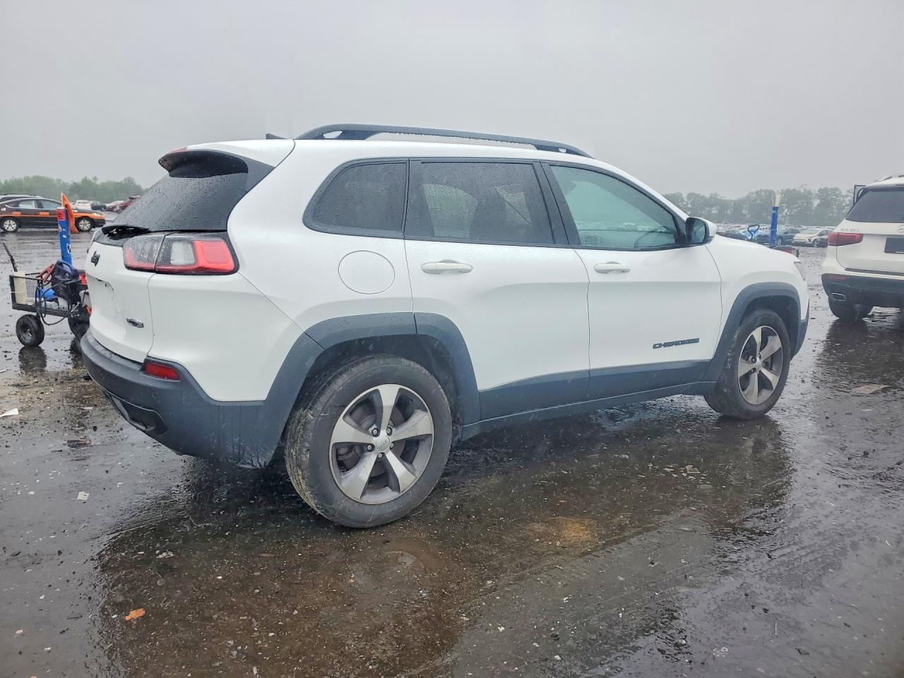 2020 Jeep Cherokee Latitude - Фото 3
