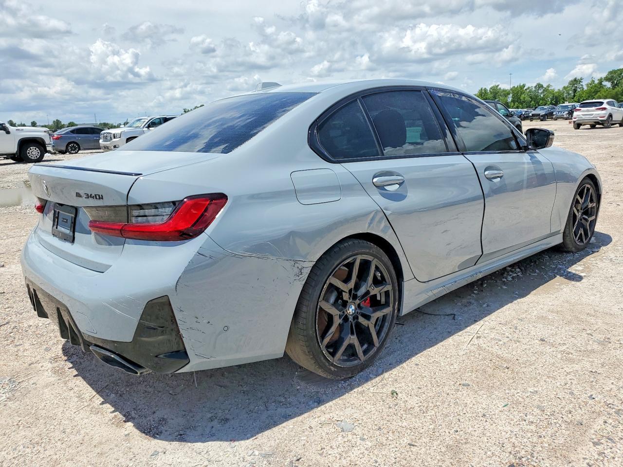 2025 BMW M340I - Фото 3
